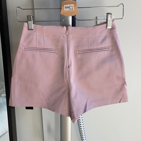 Pink satin-type skort - Picture 2 of 5